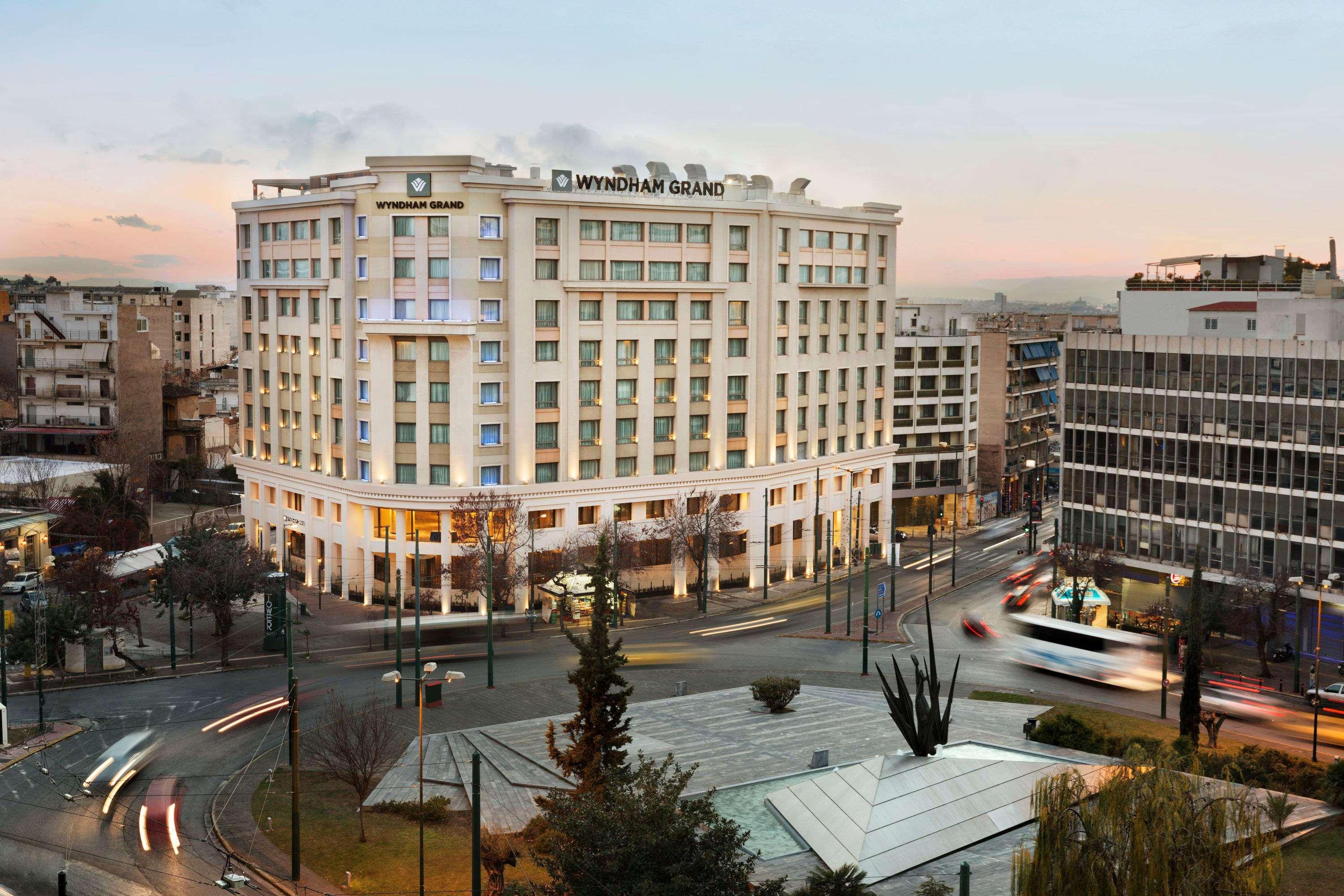 فندق ويندهام جراند أثينا المظهر الخارجي الصورة The hotel in 2014