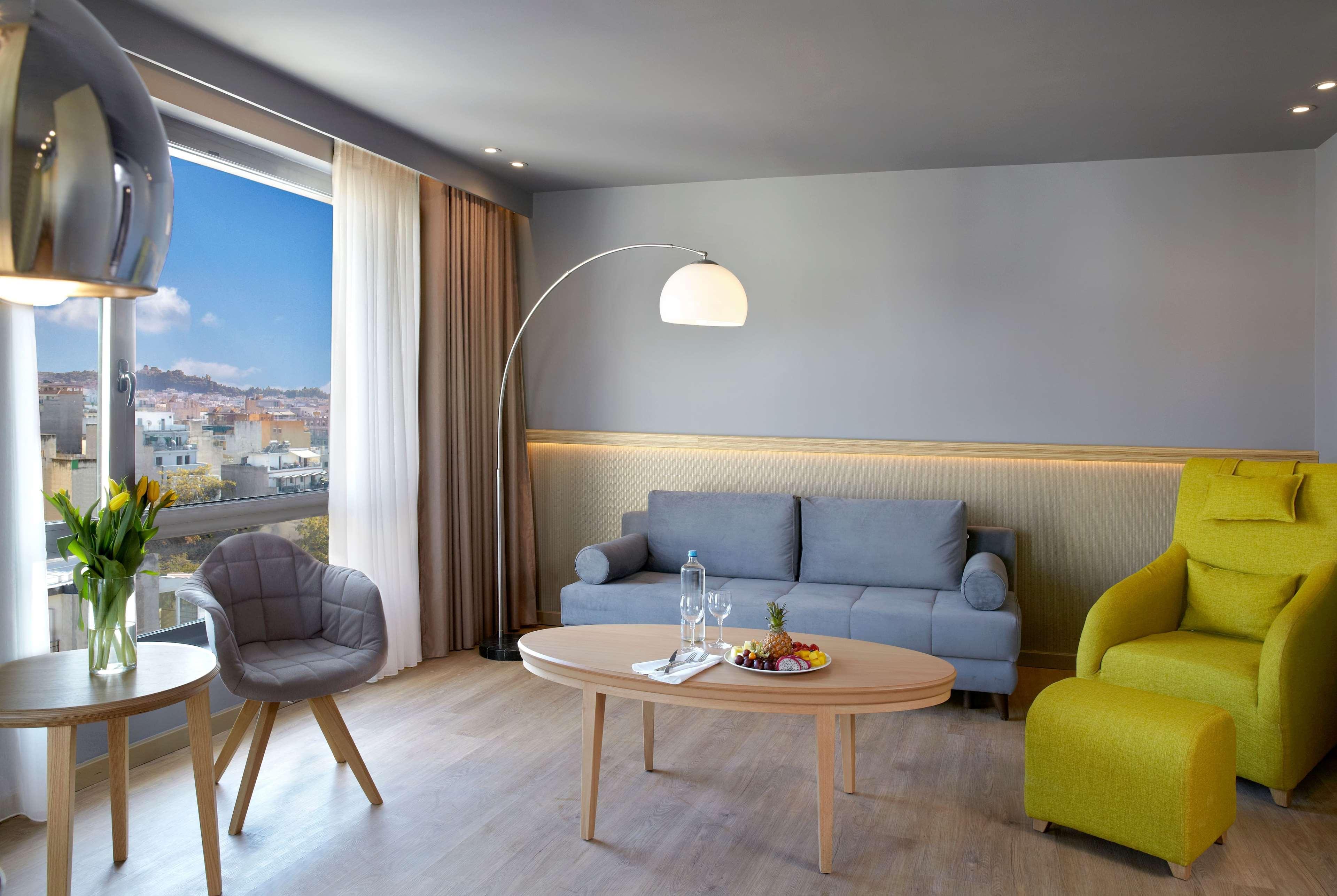 فندق ويندهام جراند أثينا المظهر الخارجي الصورة A room at the hotel