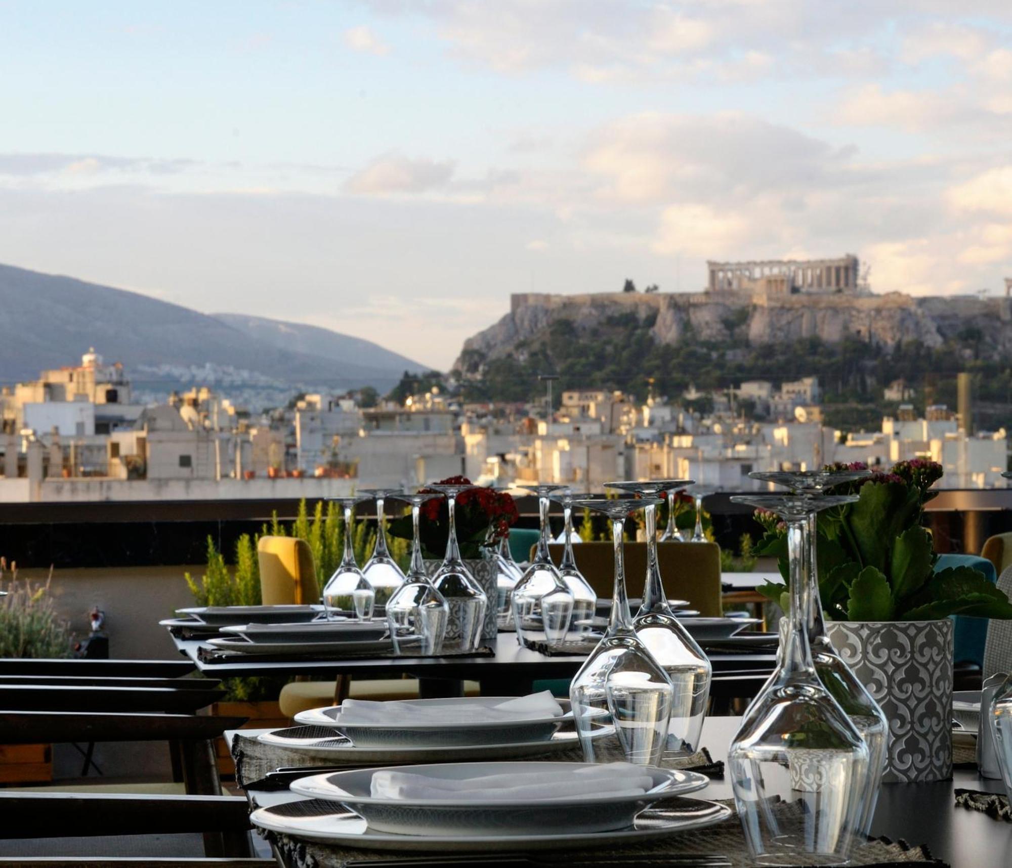 فندق ويندهام جراند أثينا المظهر الخارجي الصورة The Acropolis as seen from the hotel