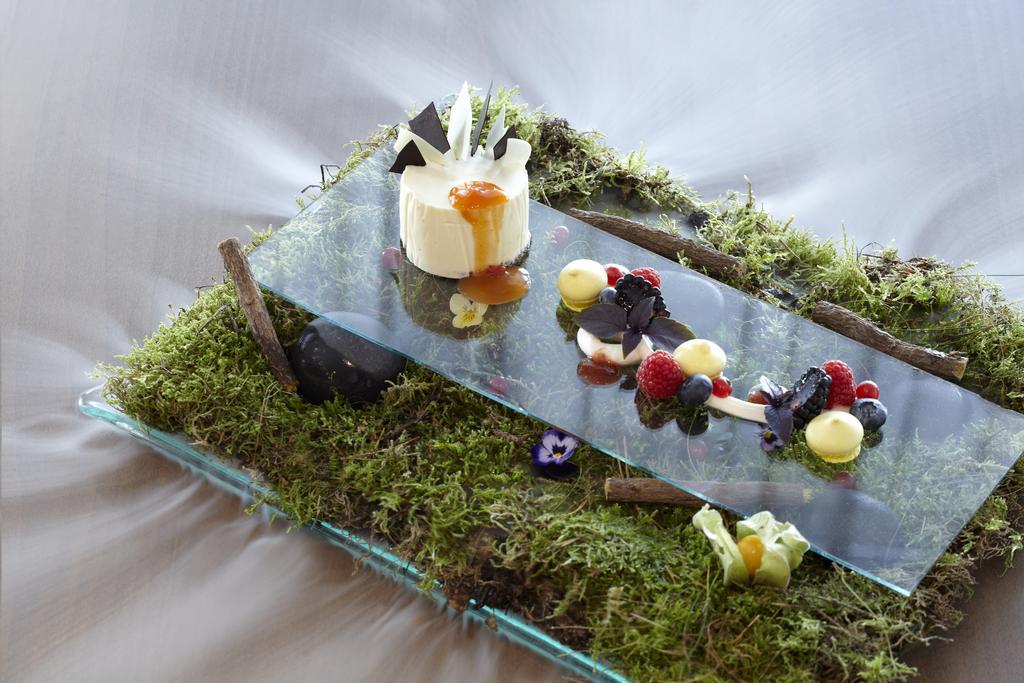 فندق ويندهام جراند أثينا المظهر الخارجي الصورة A dessert